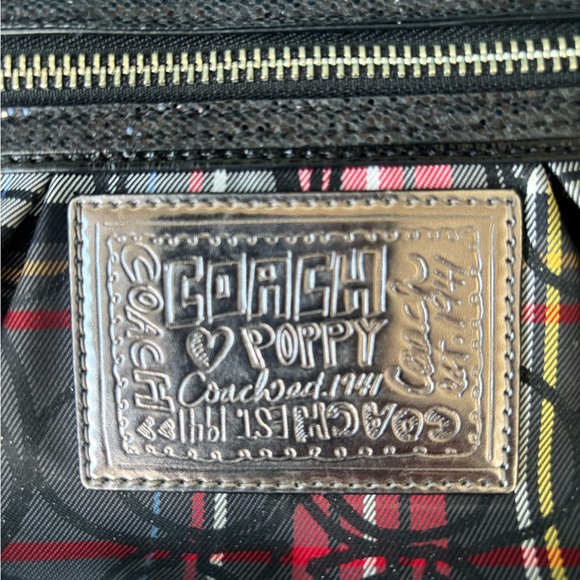 Coach Poppy  Plaid Wristlet  - Black and Red - Picture 2 of 4